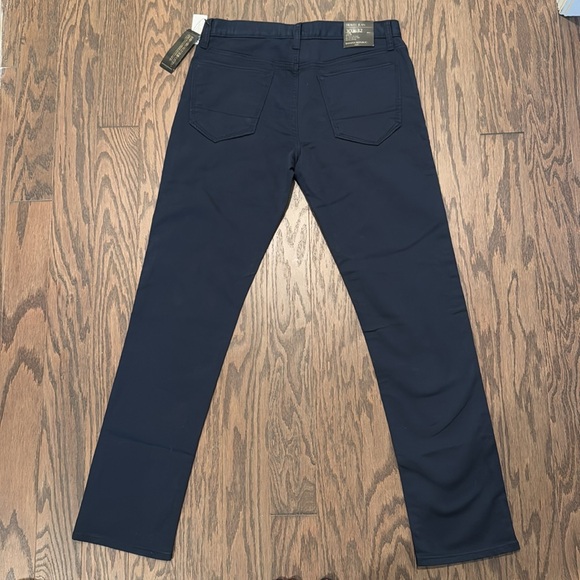 Banana Republic Men’s Travelers Mid Rise Slim Fit Pants 30x32 - Picture 4 of 5
